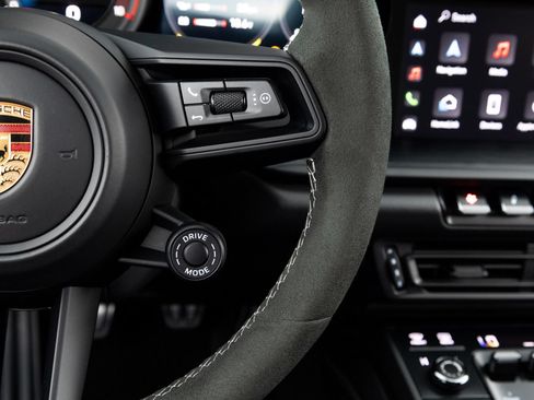 Certified 2022 Porsche 911 GT3 RWD image 16