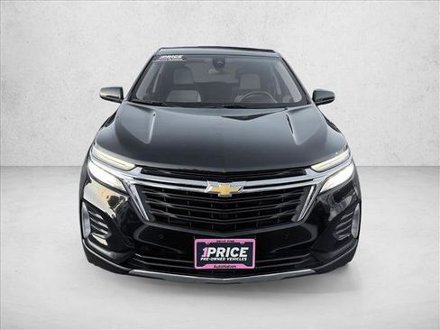 Used 2024 Chevrolet Equinox LT AWD/4WD image 2
