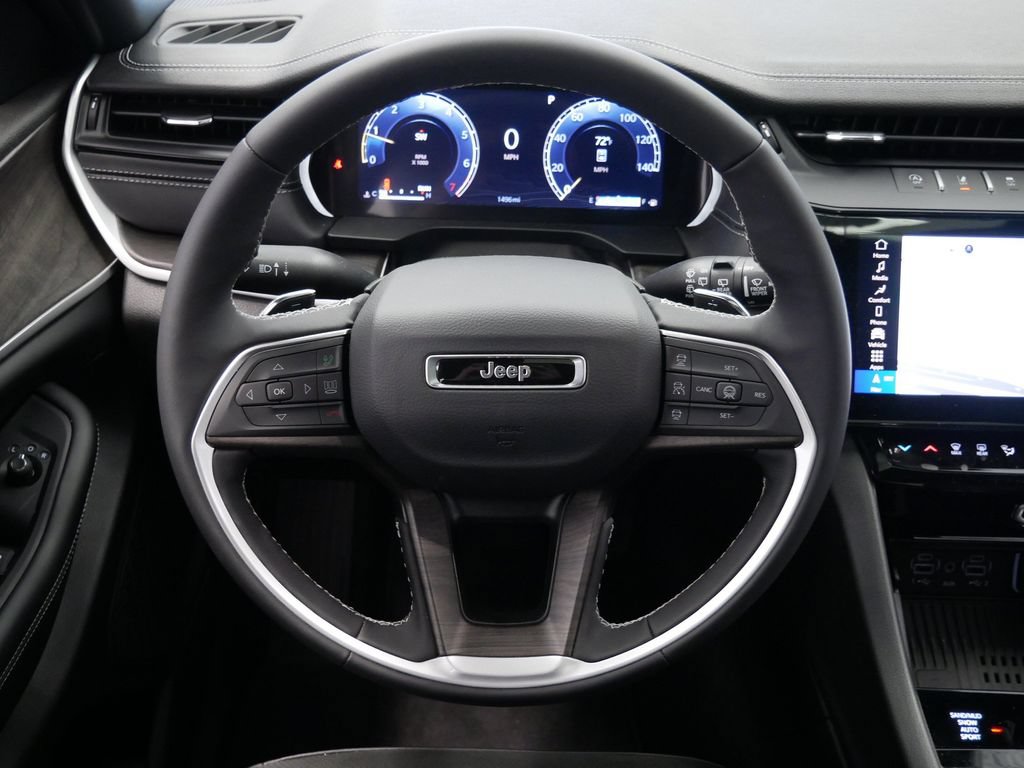 New 2026 Jeep Grand Cherokee Altitude AWD/4WD image 17