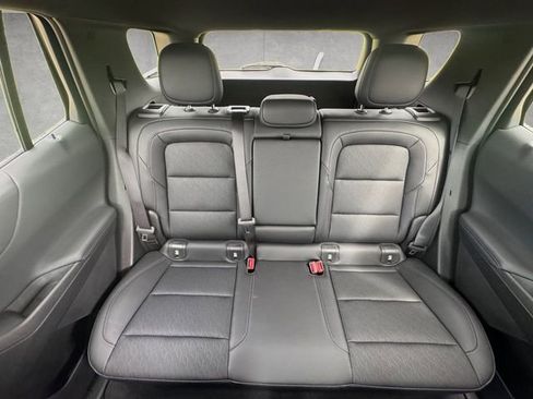 Used 2026 Chevrolet Equinox LT w/ Convenience Package II image 22