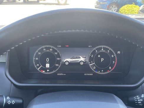 Used 2020 Land Rover Discovery HSE Luxury image 13