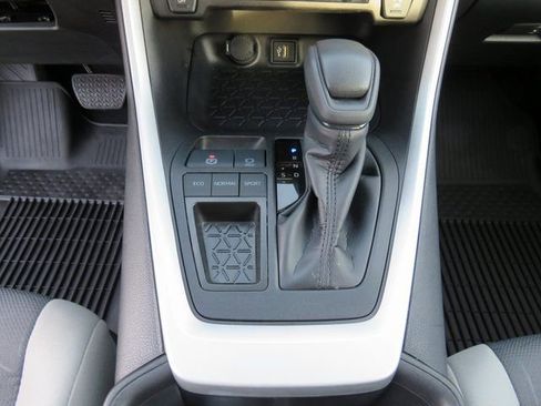 Certified 2025 Toyota RAV4 XLE image 23