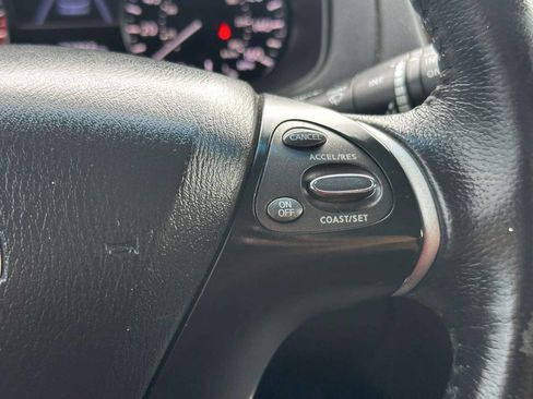 Used 2014 Nissan Pathfinder Platinum w/ Cargo Package image 28