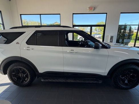 Used 2023 Ford Explorer Timberline AWD/4WD image 2