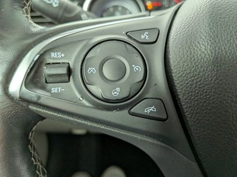 Used 2018 Buick Regal Preferred w/ Driver Confidence Package #1 image 8