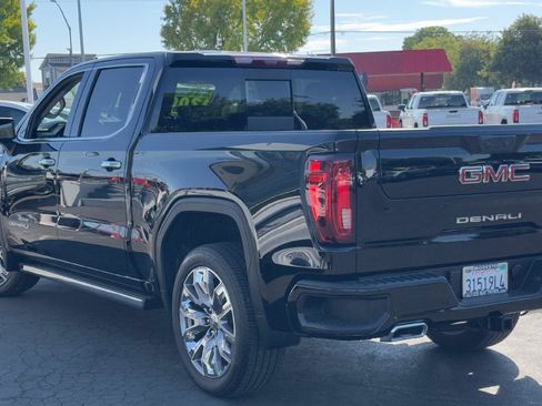 Used 2026 GMC Sierra 1500 Denali w/ Denali Reserve Package AWD/4WD image 5