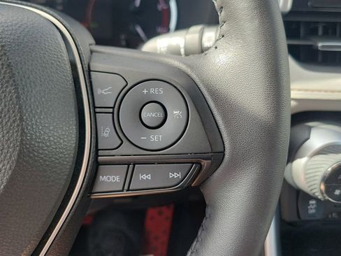 Certified 2025 Toyota RAV4 XLE Premium FWD image 20