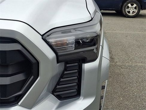 Certified 2025 Toyota Tacoma SR image 9