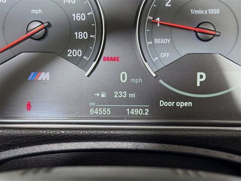 Used 2020 BMW M4 Convertible image 14