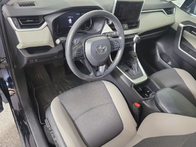 Used 2024 Toyota RAV4 XLE w/ Convenience Package FWD image 13