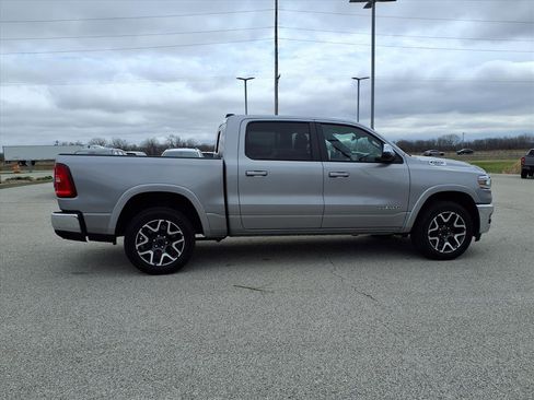 Used 2025 RAM 1500 Laramie image 30