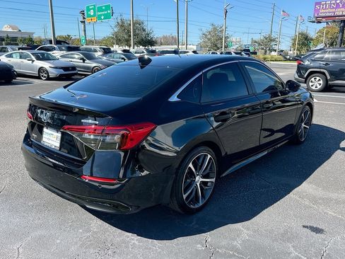 Used 2024 Honda Civic Touring image 6