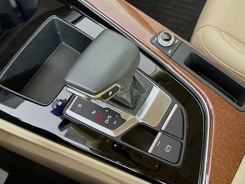 Used 2020 Audi A4 2.0T Premium w/ Convenience Package image 19