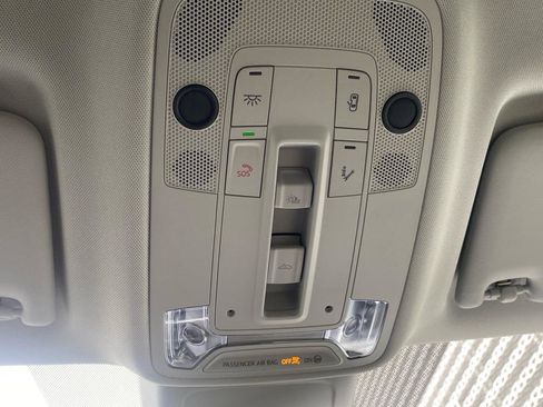 New 2025 Audi Q3 2.0T Premium image 26