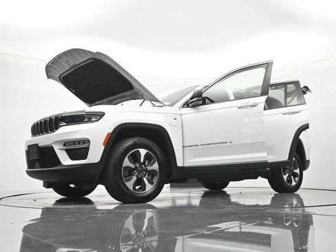 Used 2024 Jeep Grand Cherokee Limited 4xe AWD/4WD image 51