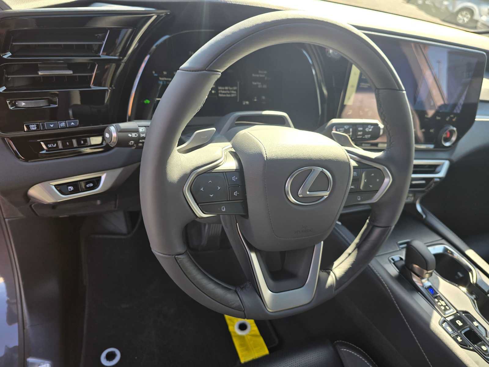 New 2026 Lexus RX 350 w/ Convenience Package AWD/4WD image 25