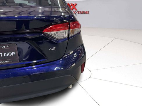 Used 2023 Toyota Corolla LE w/ Carpet Mat Package (TMS) FWD image 15