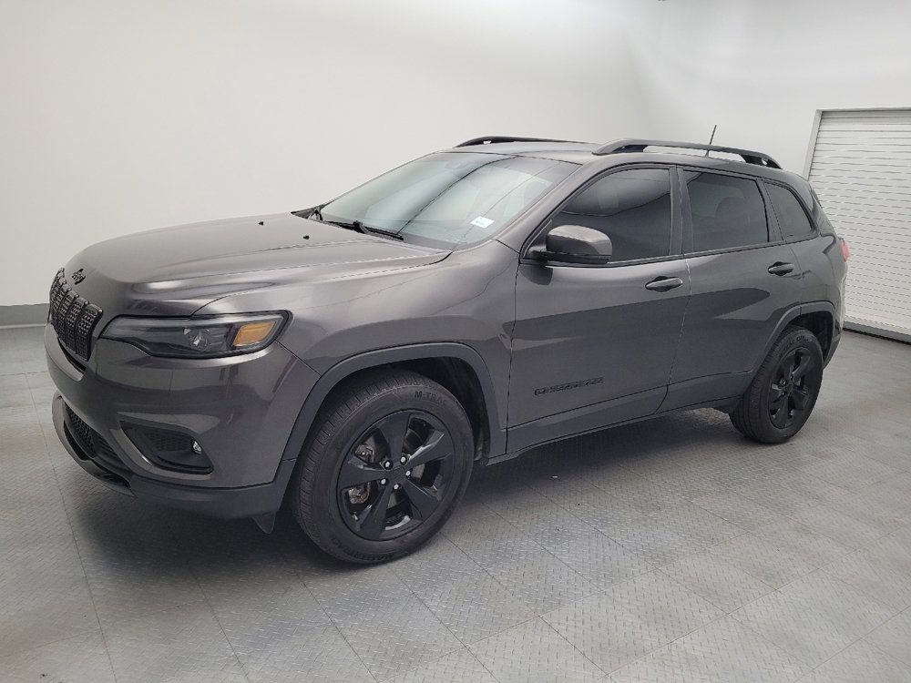 Used 2021 Jeep Cherokee Latitude Plus AWD/4WD image 2