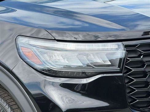New 2026 Ford Explorer ST-Line AWD/4WD image 7