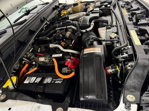 Used 2012 Ford F550 2WD Regular Cab Super Duty w/ Snow Plow Prep Pkg image 26