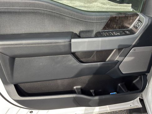 Used 2022 Ford F150 Lariat image 15