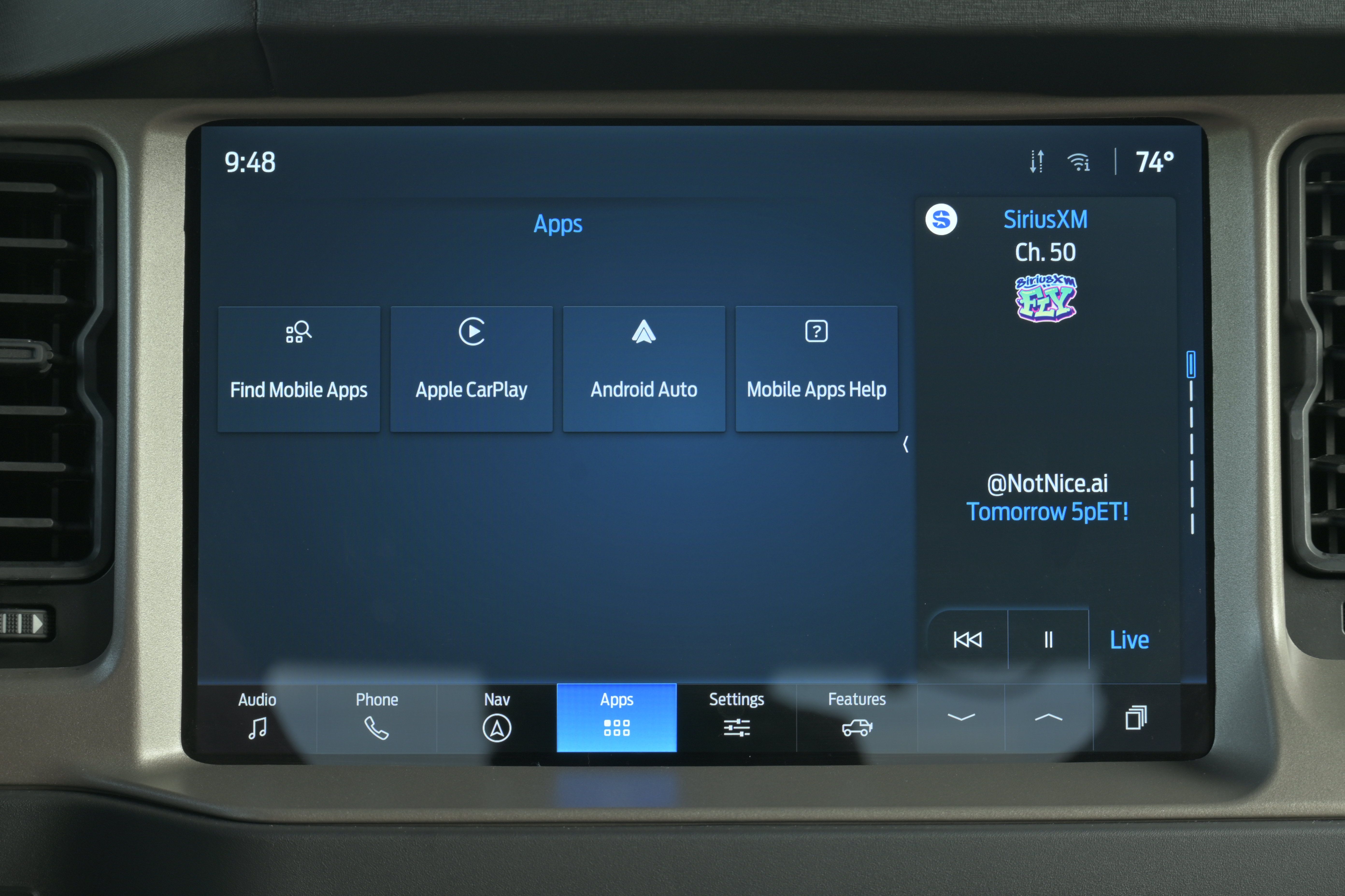 Used 2025 Ford Bronco Outer Banks AWD/4WD image 19