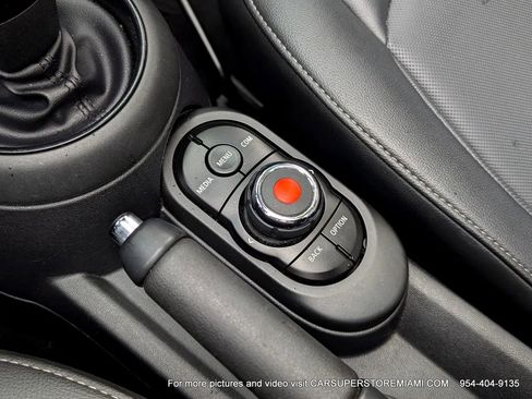 Used 2020 MINI Cooper Convertible image 58