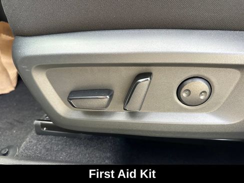 Used 2026 Nissan Rogue SV AWD/4WD image 41