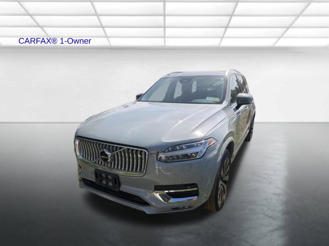 Used 2025 Volvo XC90 B5 Core w/ Climate Package AWD/4WD image 1