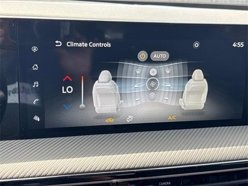 New 2025 Nissan Kicks SR image 29