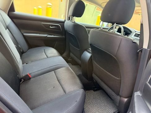 Used 2016 Nissan Altima 2.5 SR FWD image 22