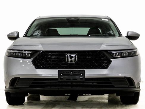 Used 2023 Honda Accord LX image 2