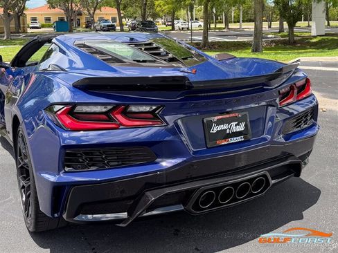 Used 2026 Chevrolet Corvette ZR1 w/ Stealth Interior Trim Package RWD image 50