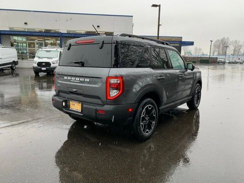 Certified 2025 Ford Bronco Sport Outer Banks w/ Outer Banks Tech Package+ image 7