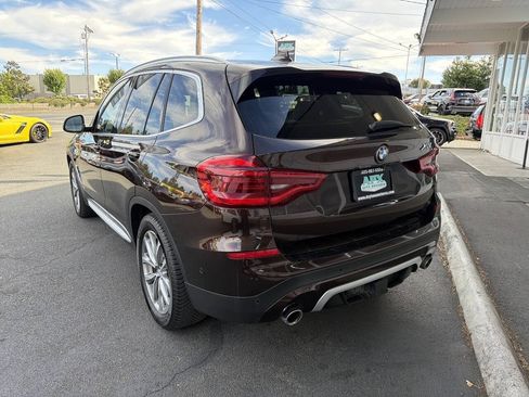 Used 2018 BMW X3 xDrive30i w/ Executive Package AWD/4WD image 4