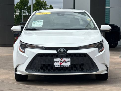 Used 2022 Toyota Corolla LE FWD image 10