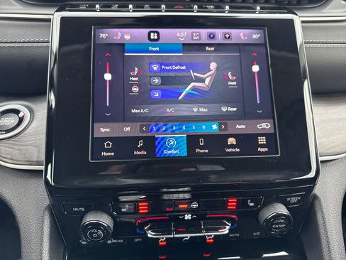 Certified 2022 Jeep Grand Cherokee L Limited image 24