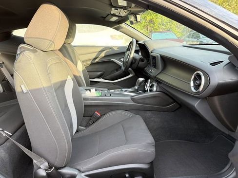 Used 2023 Chevrolet Camaro LT RWD image 14