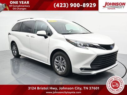 Used 2024 Toyota Sienna XLE