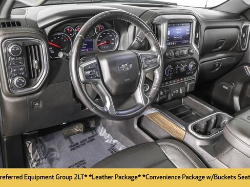 Used 2020 Chevrolet Silverado 1500 LT Trail Boss AWD/4WD image 5