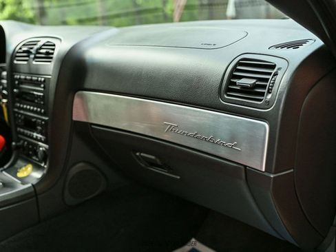 Used 2002 Ford Thunderbird RWD image 29