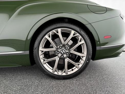 Used 2025 Bentley Continental GT Speed image 31