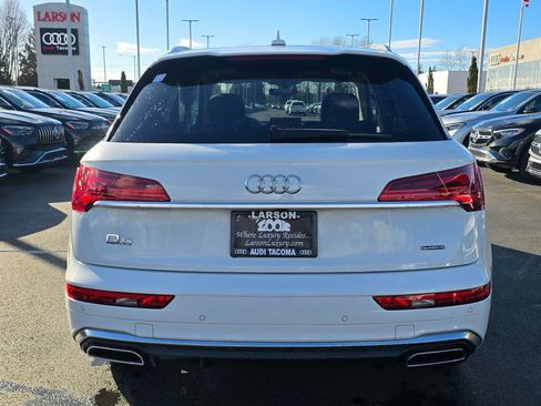 Used 2022 Audi Q5 2.0T Premium w/ Convenience Package image 5