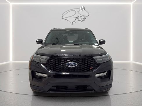 Used 2022 Ford Explorer ST w/ Equipment Group 401A image 2