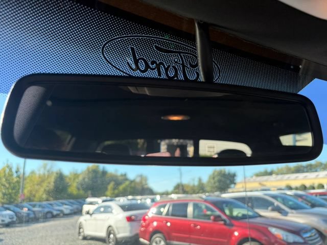 Used 2014 Ford F150 FX4 w/ Equipment Group 402A Luxury AWD/4WD image 17