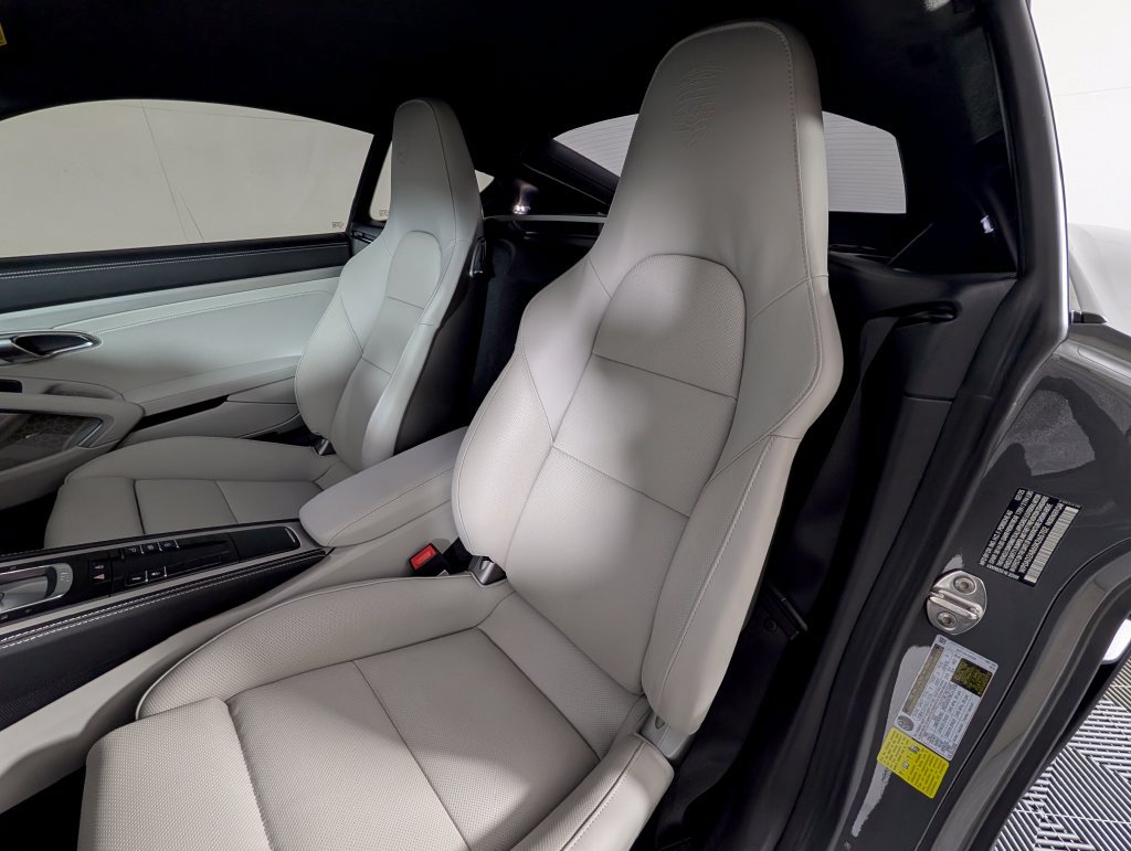 Certified 2025 Porsche 718 Cayman GTS RWD image 4