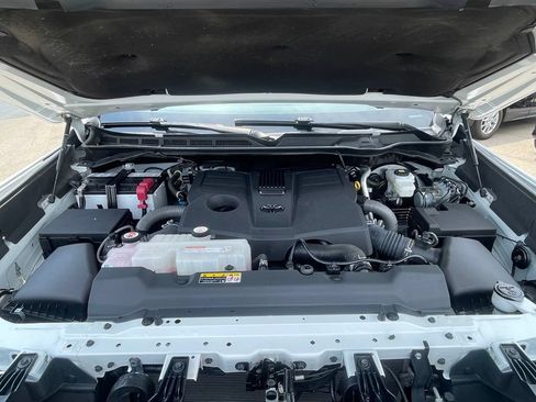 Used 2023 Toyota Tundra SR5 w/ SR5 Convenience Package AWD/4WD image 27