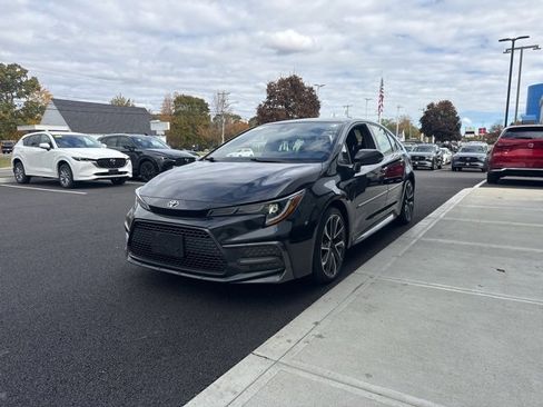 Used 2022 Toyota Corolla SE image 6