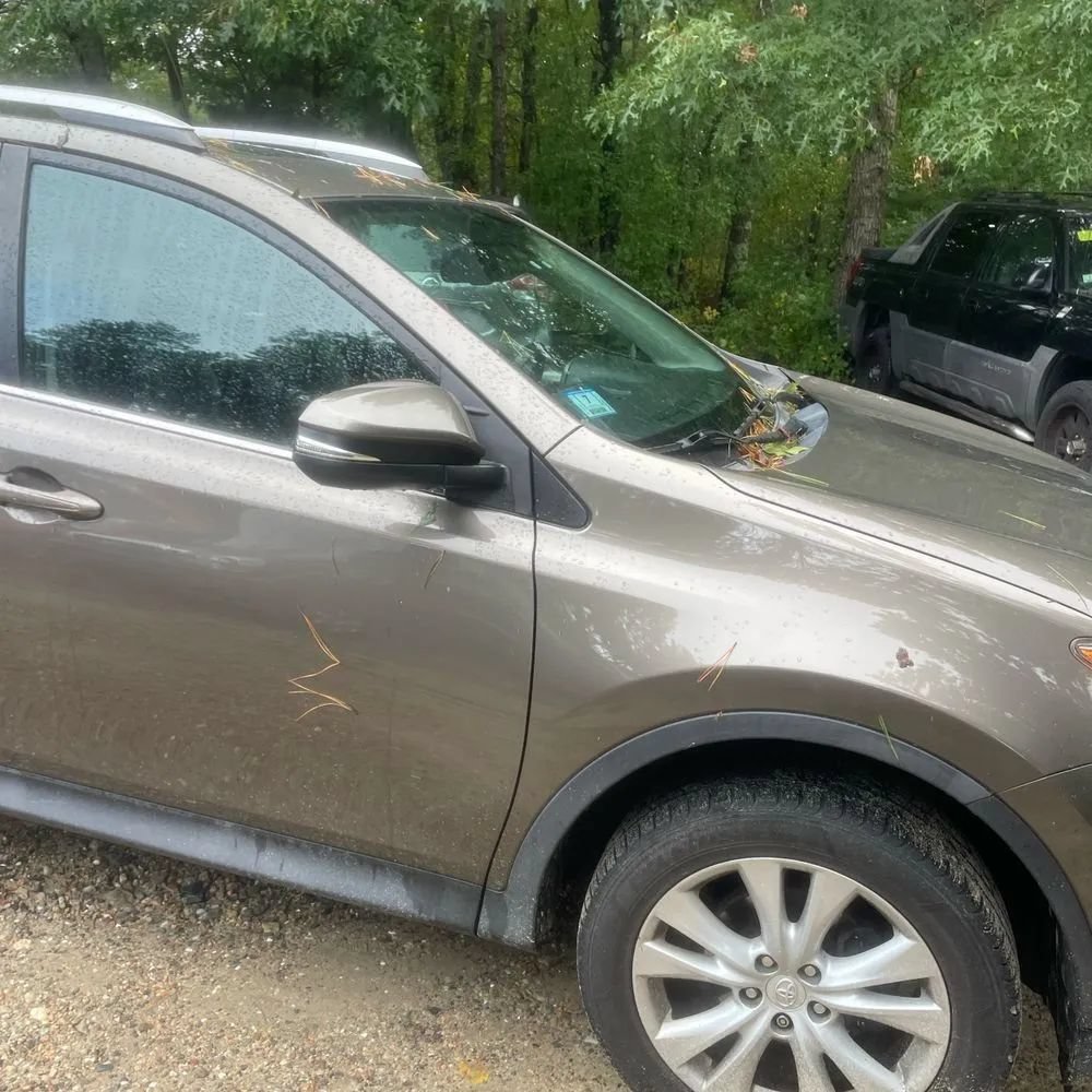 Used 2015 Toyota RAV4 Limited w/ Technology Package AWD/4WD image 13