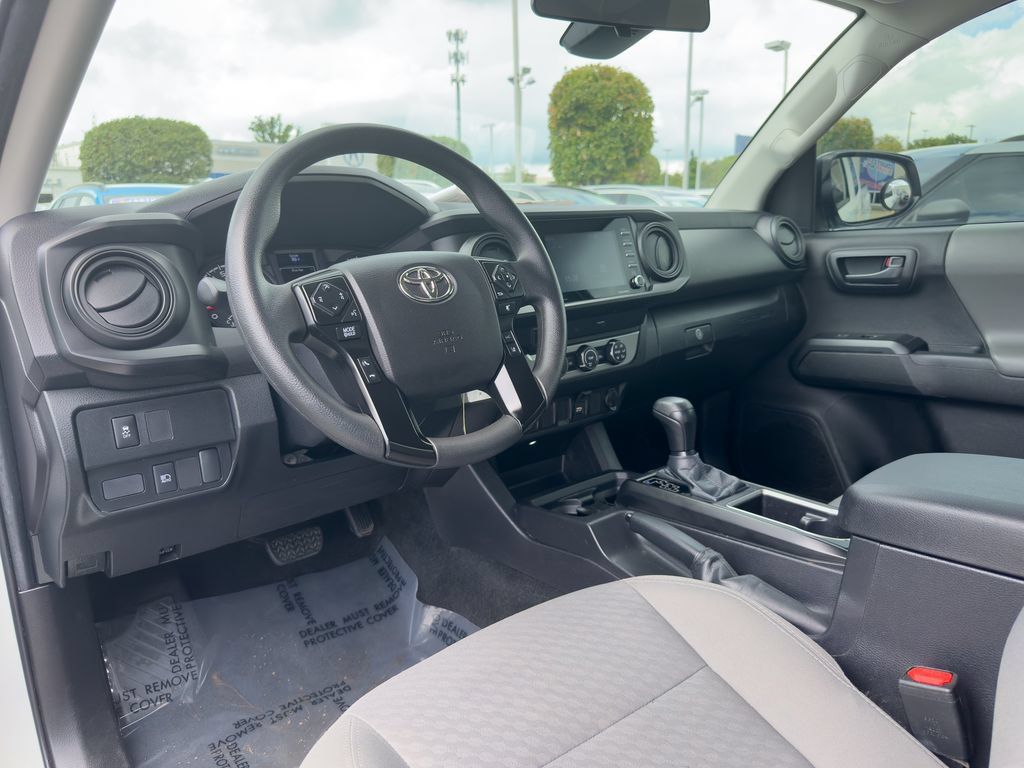 Used 2022 Toyota Tacoma SR RWD image 16